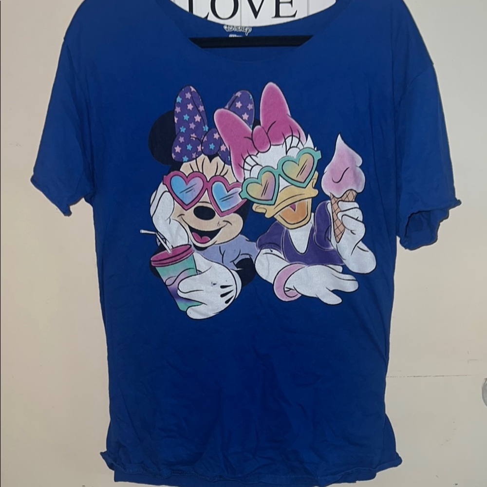 Disney Blue Short Sleeve Tee with Playful Character Design. Large